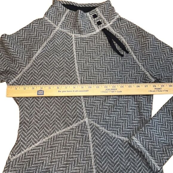 Rare PrAna Gray Mattea Sweater Wool Blend sz M asymmetrical mock collar tunic - Picture 5 of 8